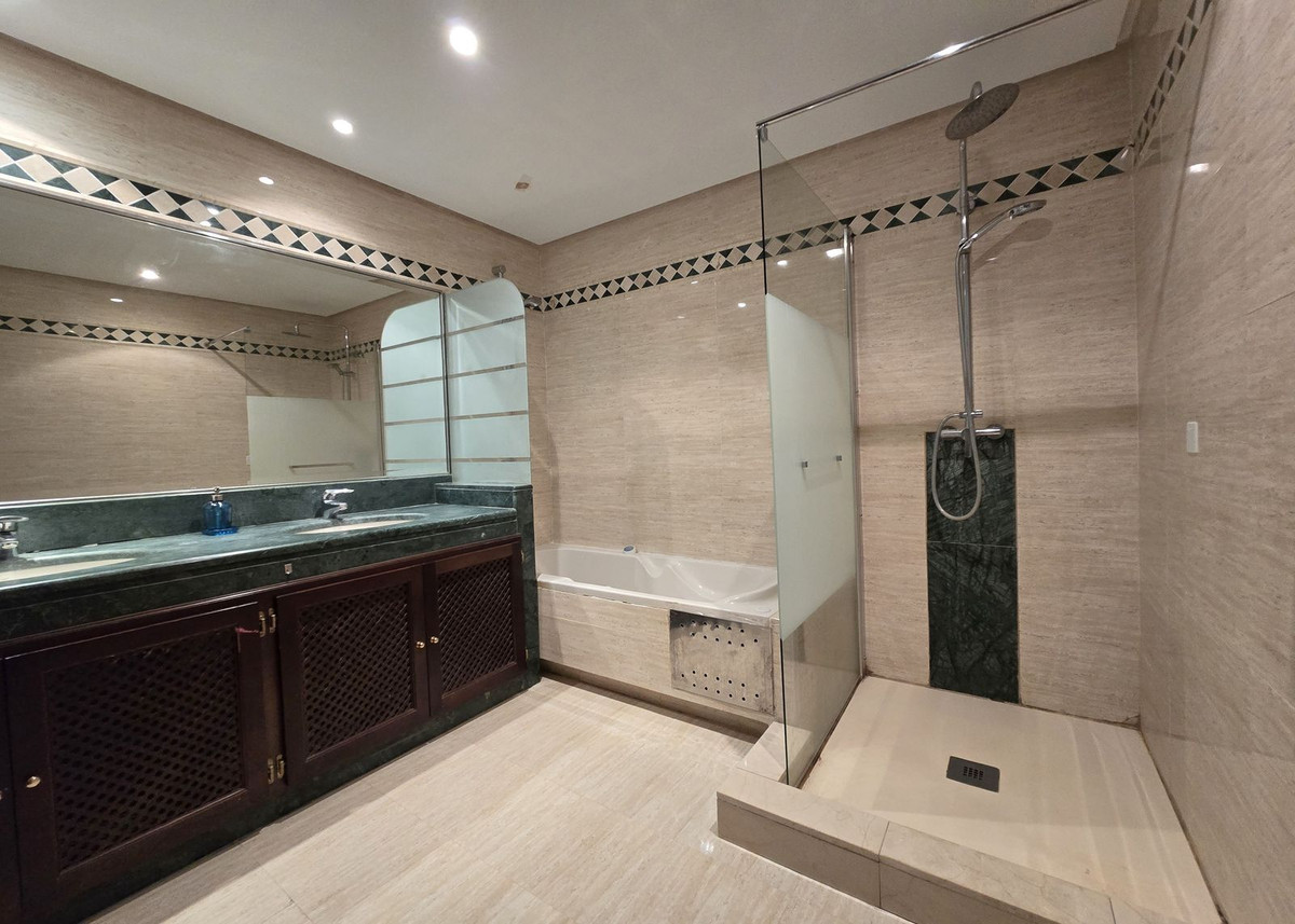 Apartamentos de 2 dormitorios en venta en La Mairena – R5362930