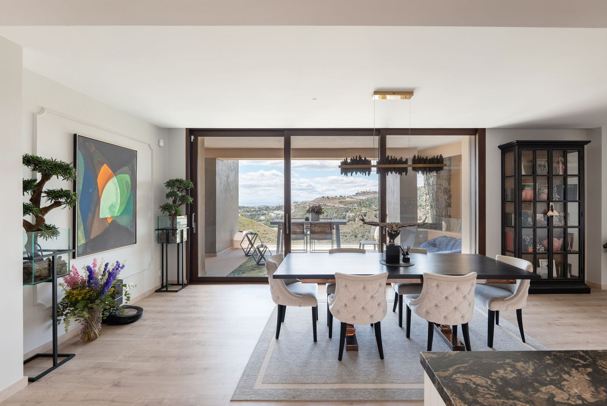 4 bedroom Penthouses for sale in La Quinta – R4743115