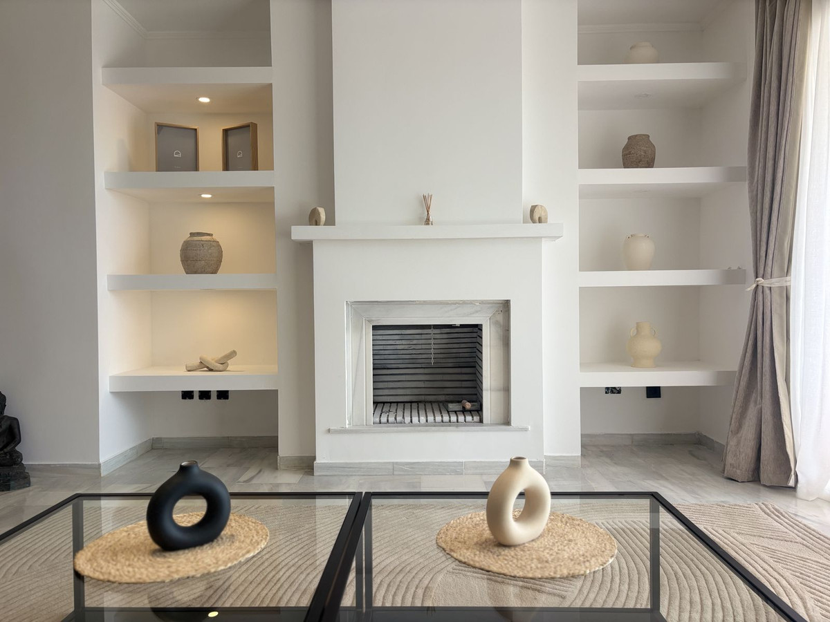 2 bedroom Apartments for sale in Calahonda – R5346172