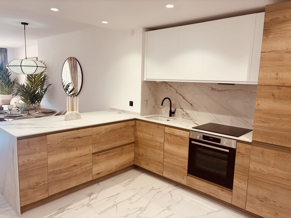 2 bedroom Apartments for sale in Calahonda – R5346172