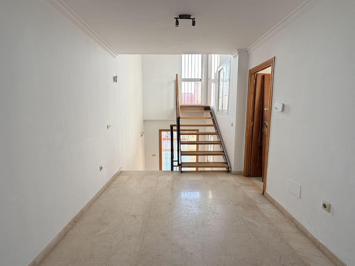 4 bedroom Townhouses for sale in Riviera del Sol – R5272108