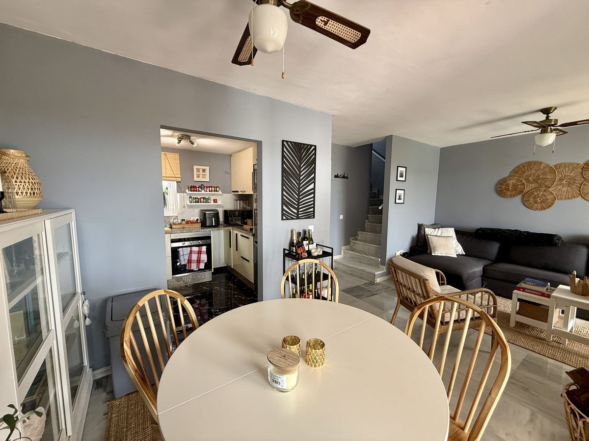 2 bedroom Townhouses for sale in Calahonda – R5357461