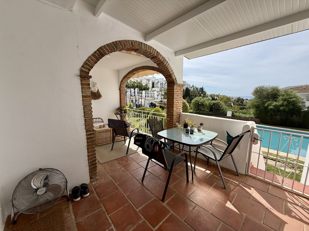 2 bedroom Townhouses for sale in Calahonda – R5357461