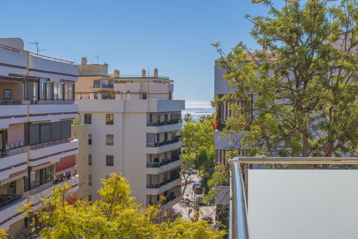 3 bedroom Apartments for sale in Marbella – R5353444