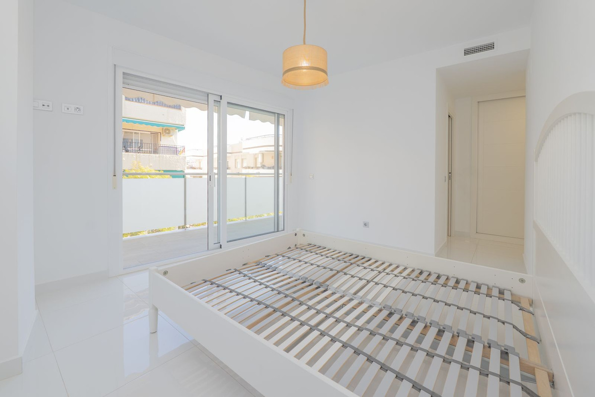 3 bedroom Apartments for sale in Marbella – R5353444