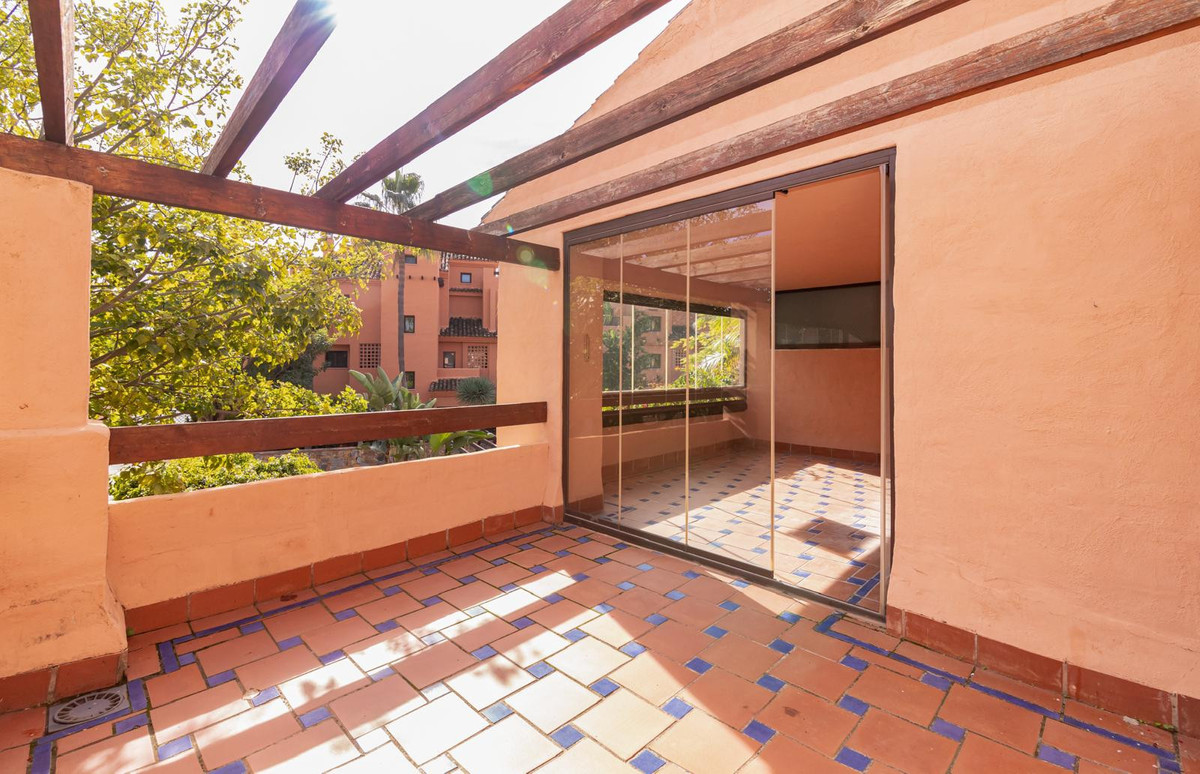 4 bedroom Apartments for sale in Hacienda del Sol – R5234881