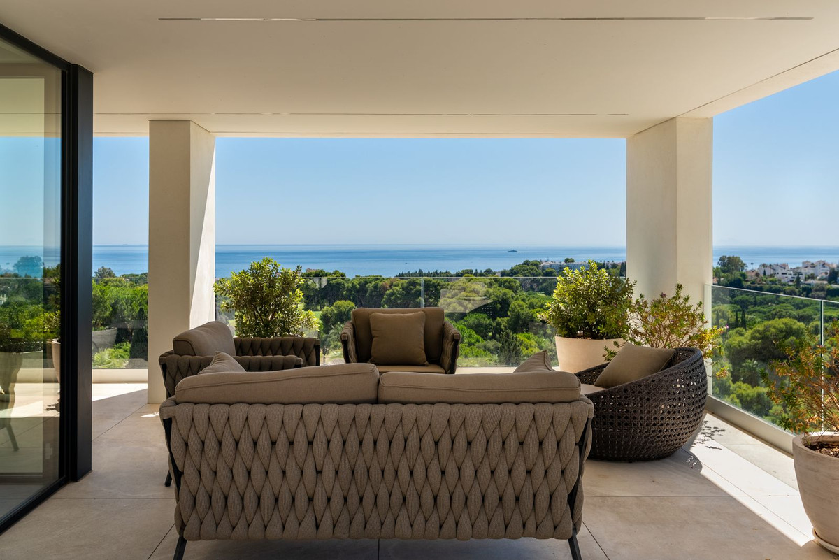 4 bedroom Villas for sale in Marbella – R5153068