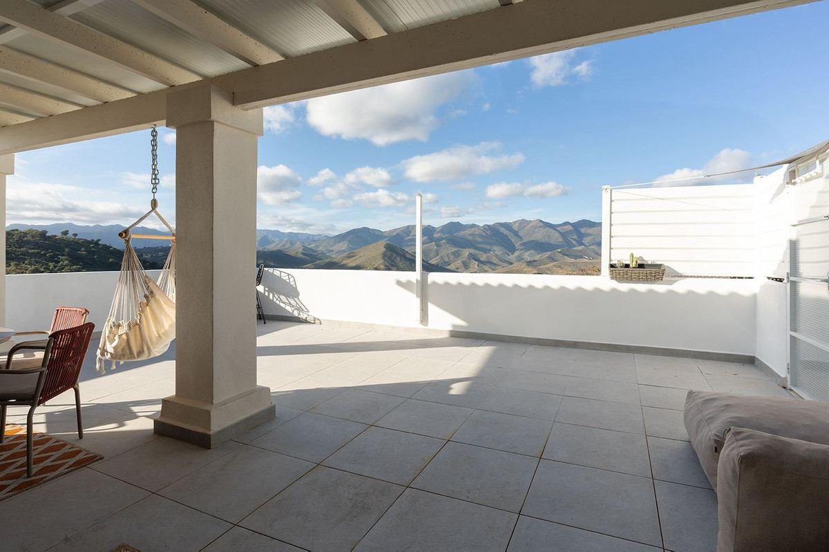 3 bedroom Townhouses for sale in La Mairena – R5346583