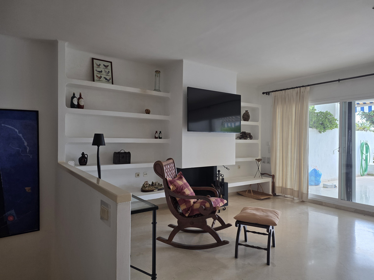 4 bedroom Apartments for sale in Marbella – R5363083