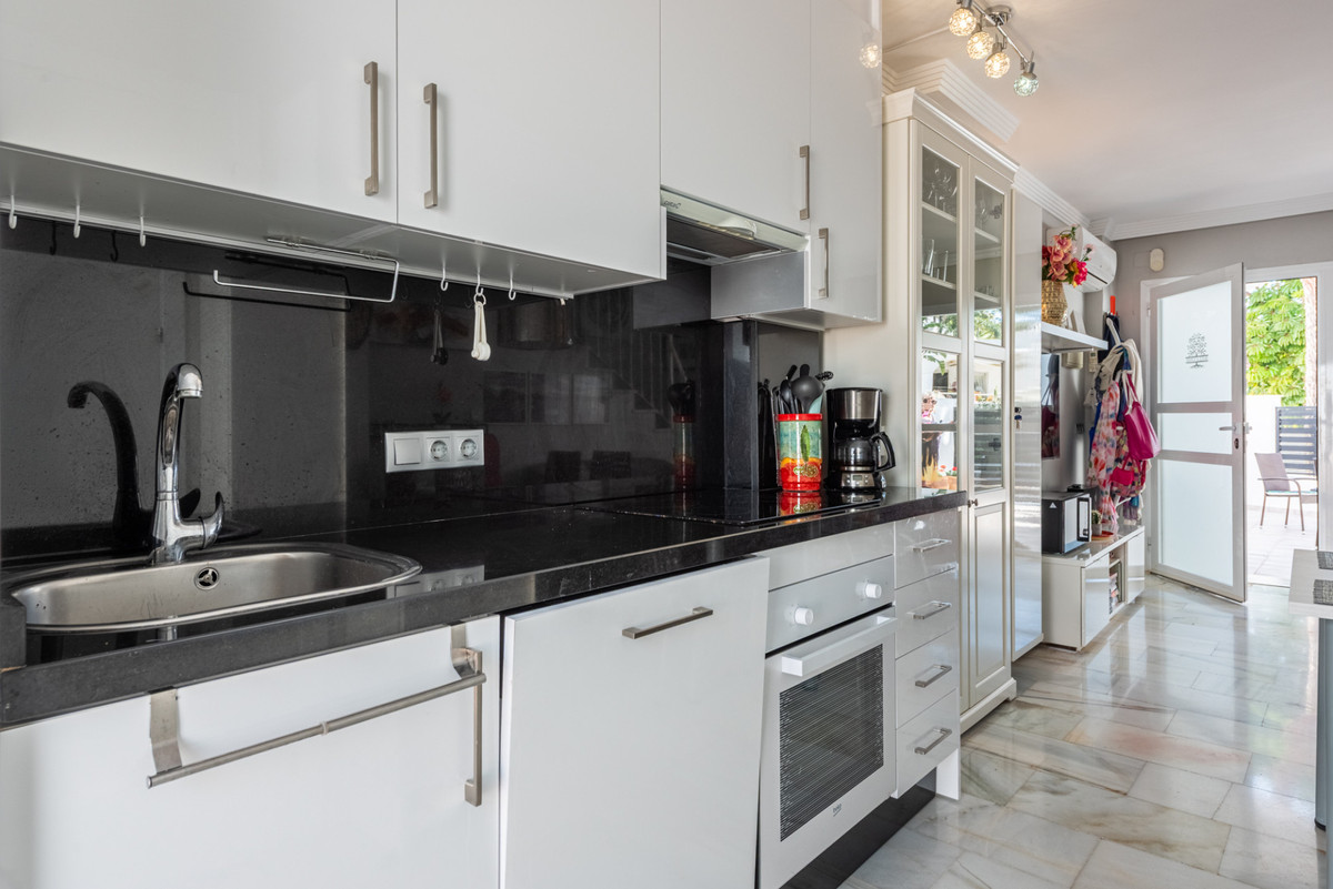 Adosados de 2 dormitorios en venta en Cabopino – R5330758