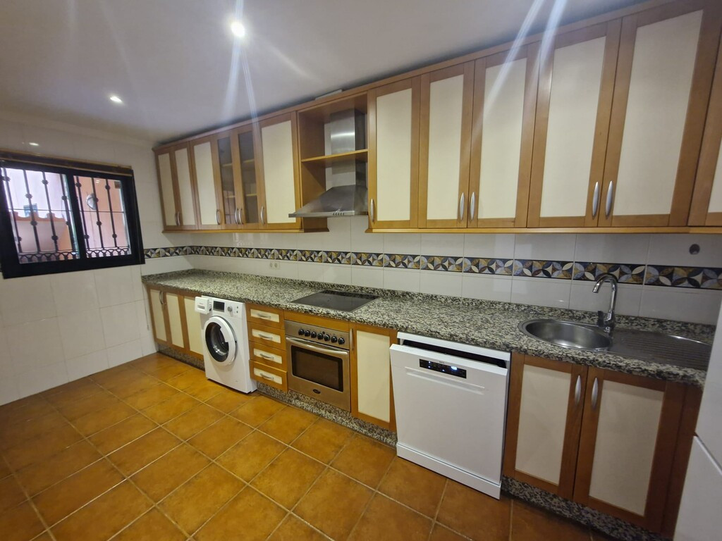 2 bedroom Apartments for sale in Elviria – R5367439