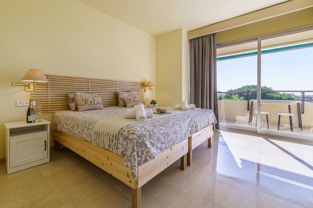 1 bedroom Apartments for sale in Marbesa – R5356120