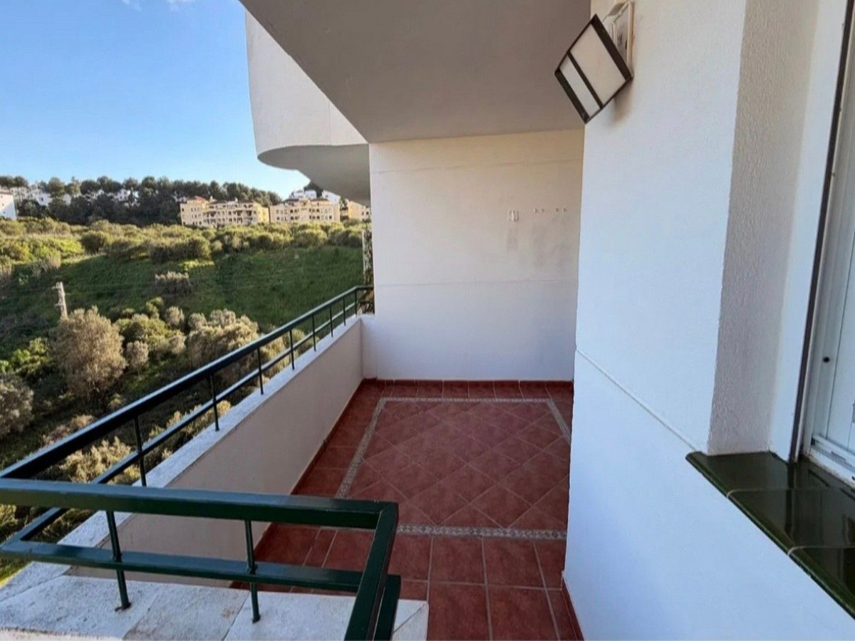 3 bedroom Apartments for sale in Riviera del Sol – R5358037