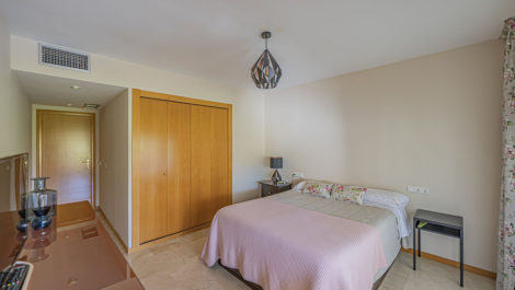Apartamentos de 3 dormitorios en venta en Guadalmina Alta – R5347318