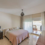 Apartamentos de 3 dormitorios en venta en Guadalmina Alta – R5347318