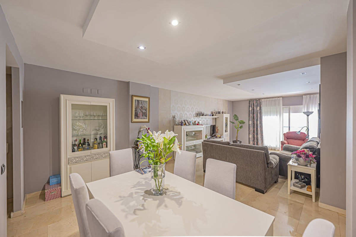 Apartamentos de 3 dormitorios en venta en Guadalmina Alta – R5347318