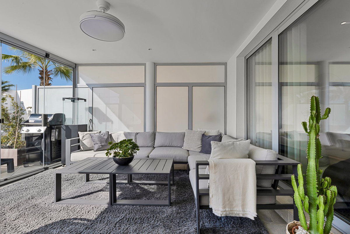 Apartamentos de 3 dormitorios en venta en Mijas – R5298850