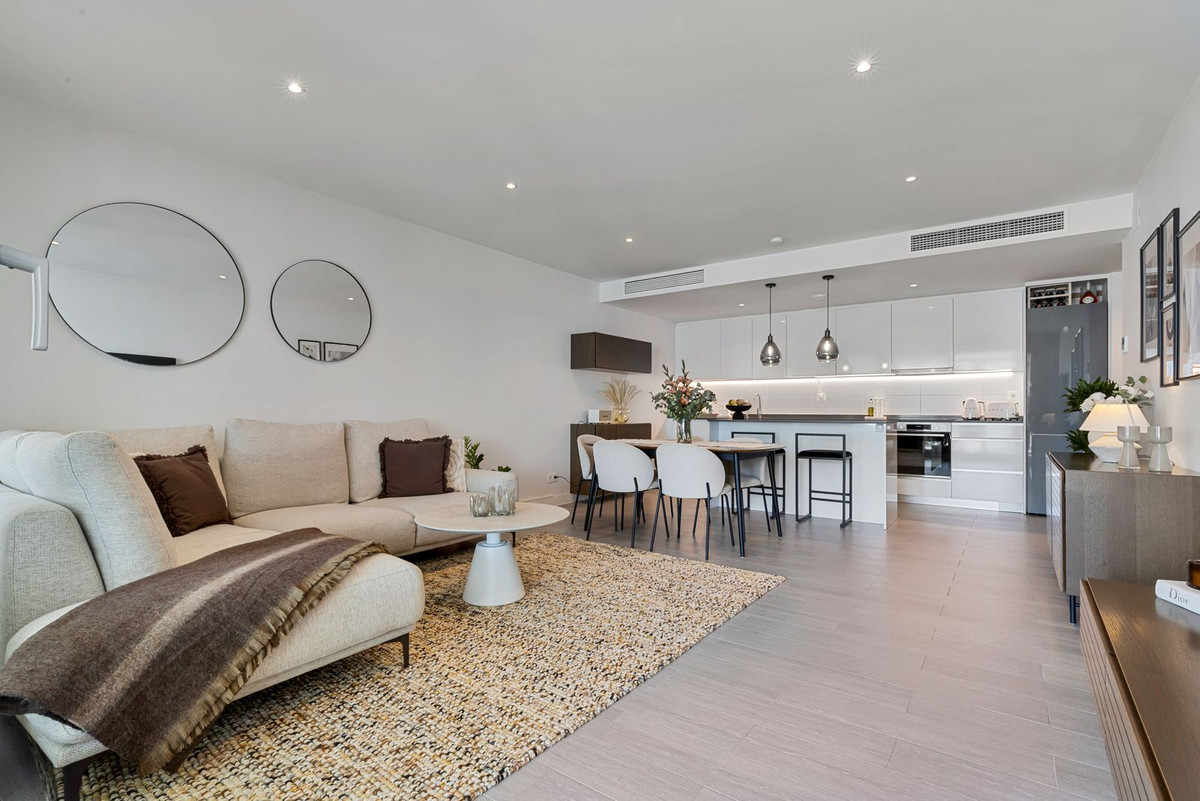 Apartamentos de 3 dormitorios en venta en Mijas – R5298850