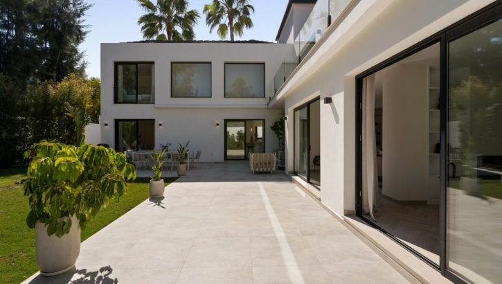 4 bedroom Villas for sale in Las Brisas – R5350300 in 