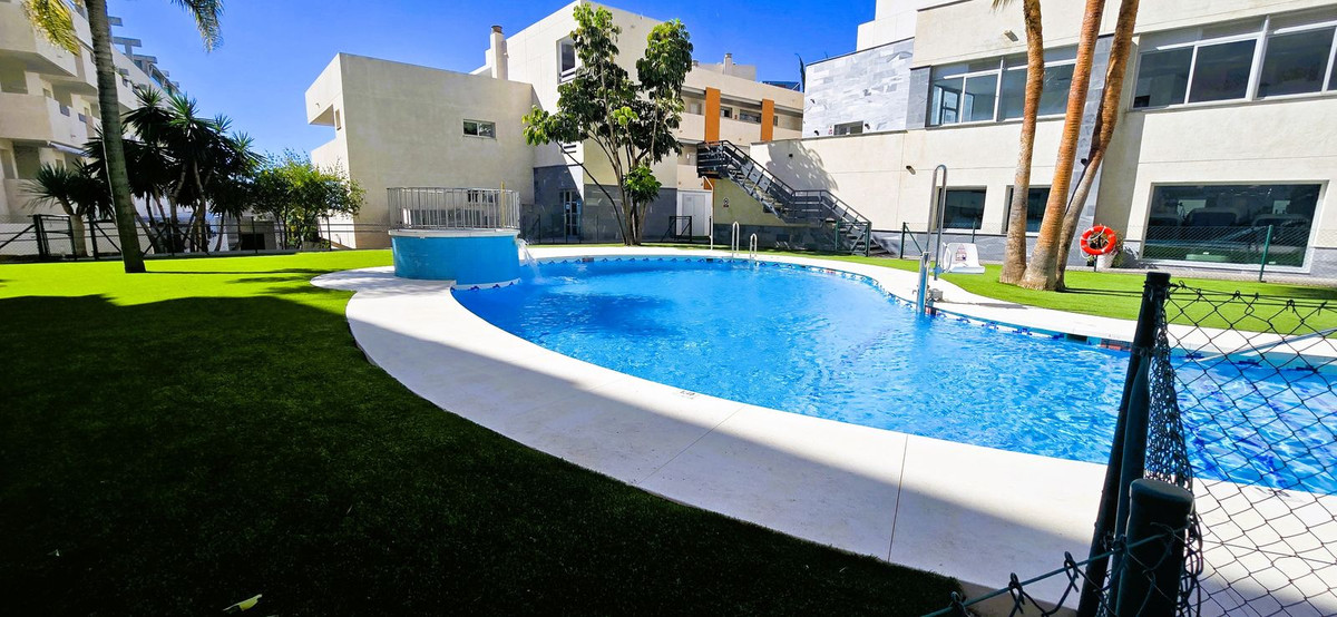 2 bedroom Apartments for sale in Riviera del Sol – R5348164