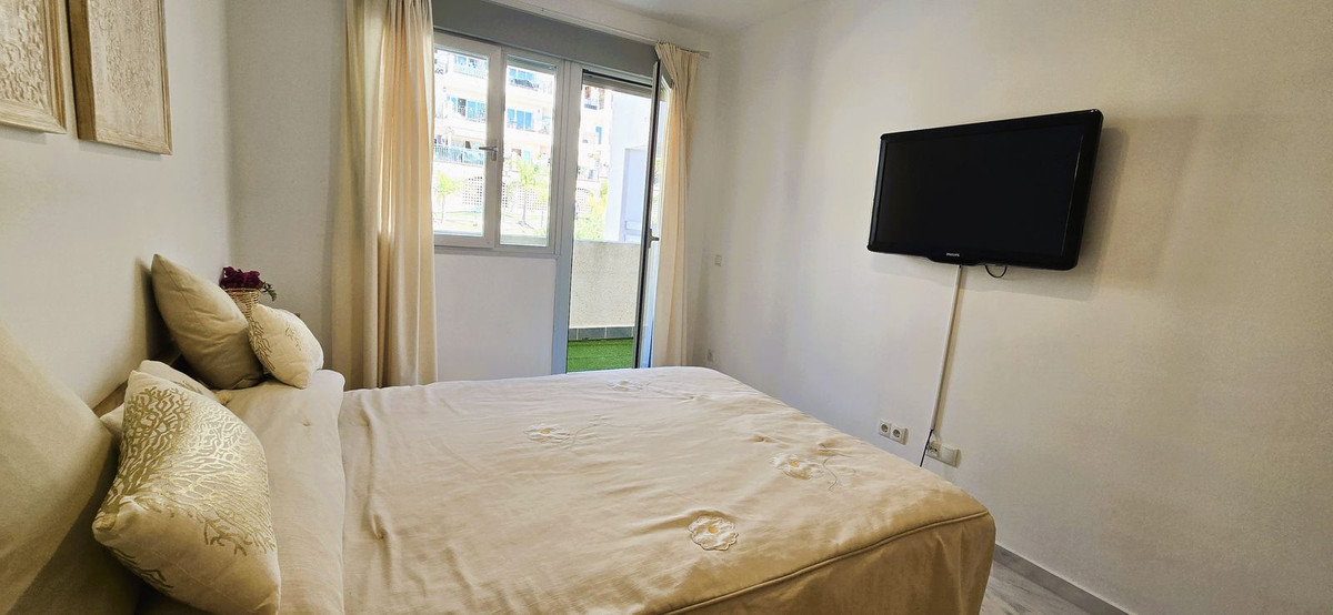 2 bedroom Apartments for sale in Riviera del Sol – R5348164