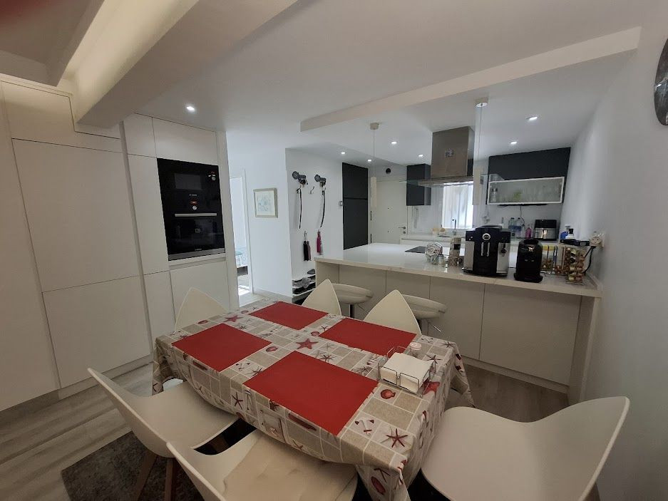 Apartamentos de 3 dormitorios en venta en Marbella – R5357131