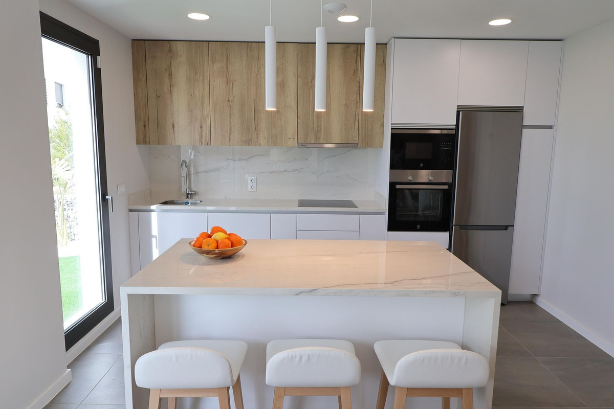 3 bedroom Semi-detached for sale in Riviera del Sol – R5333242