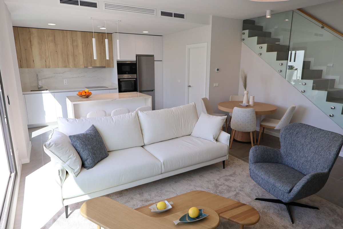 3 bedroom Semi-detached for sale in Riviera del Sol – R5333242