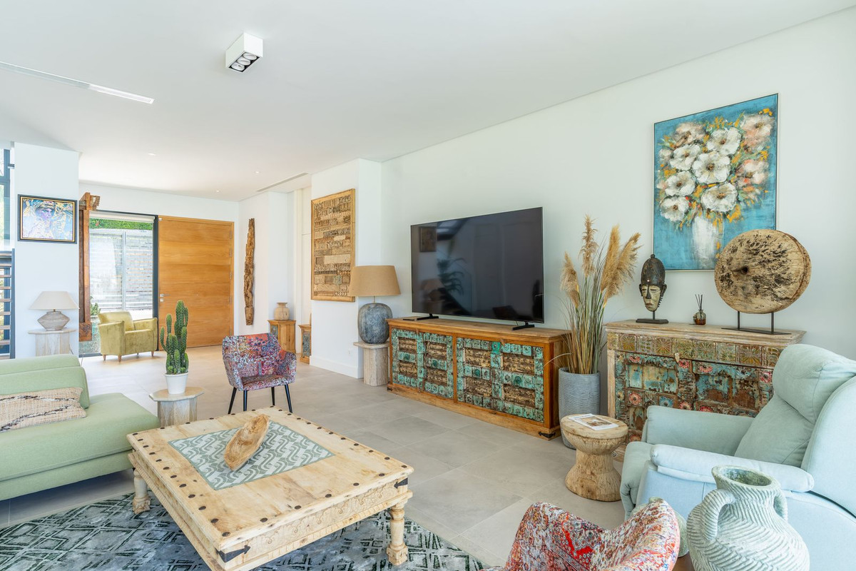 5 bedroom Villas for sale in Cabopino – R5339008 5 bedroom Villas for sale in Cabopino – R5339008