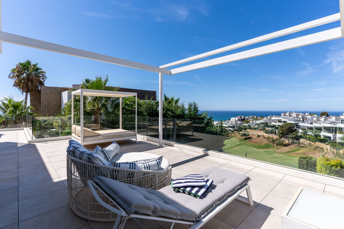 5 bedroom Villas for sale in Cabopino – R5339008 5 bedroom Villas for sale in Cabopino – R5339008