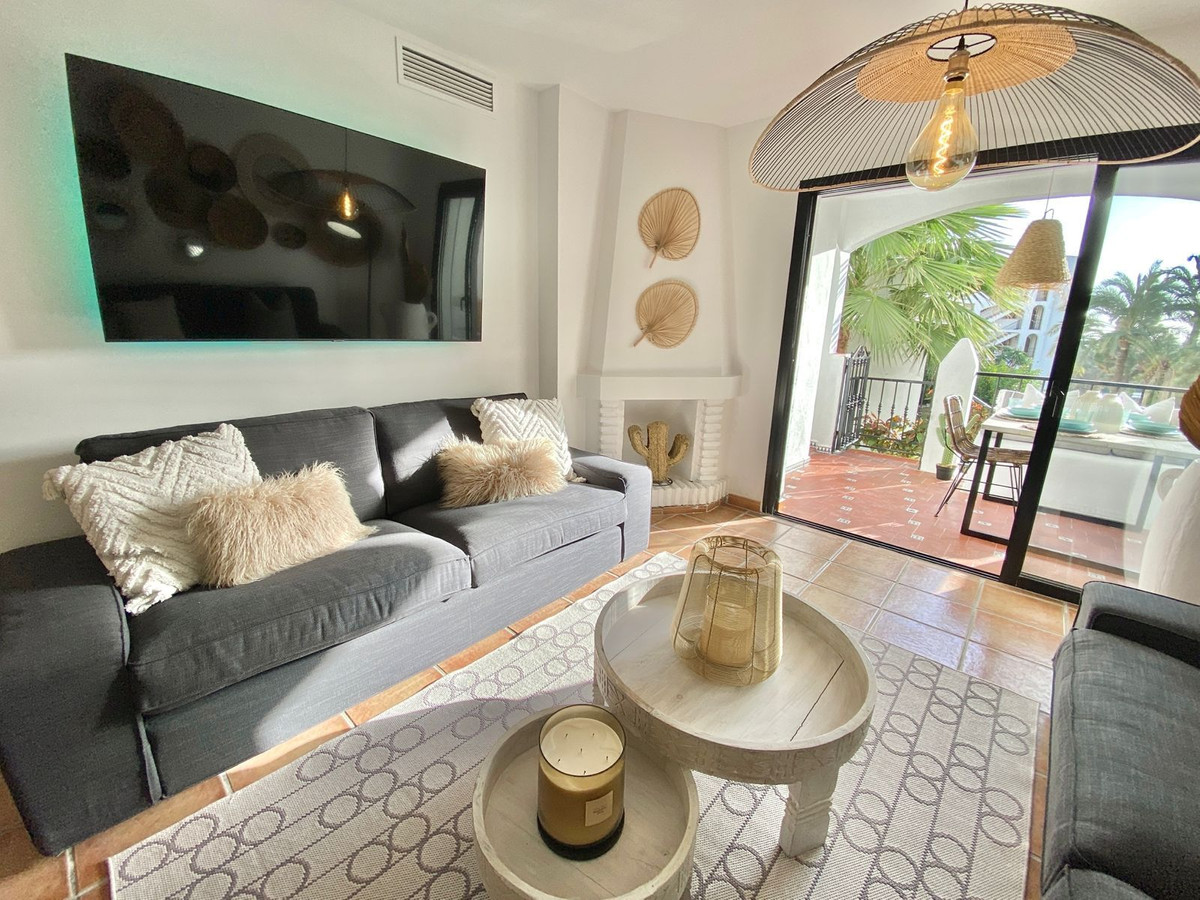 3 bedroom Apartments for sale in Riviera del Sol – R5358385