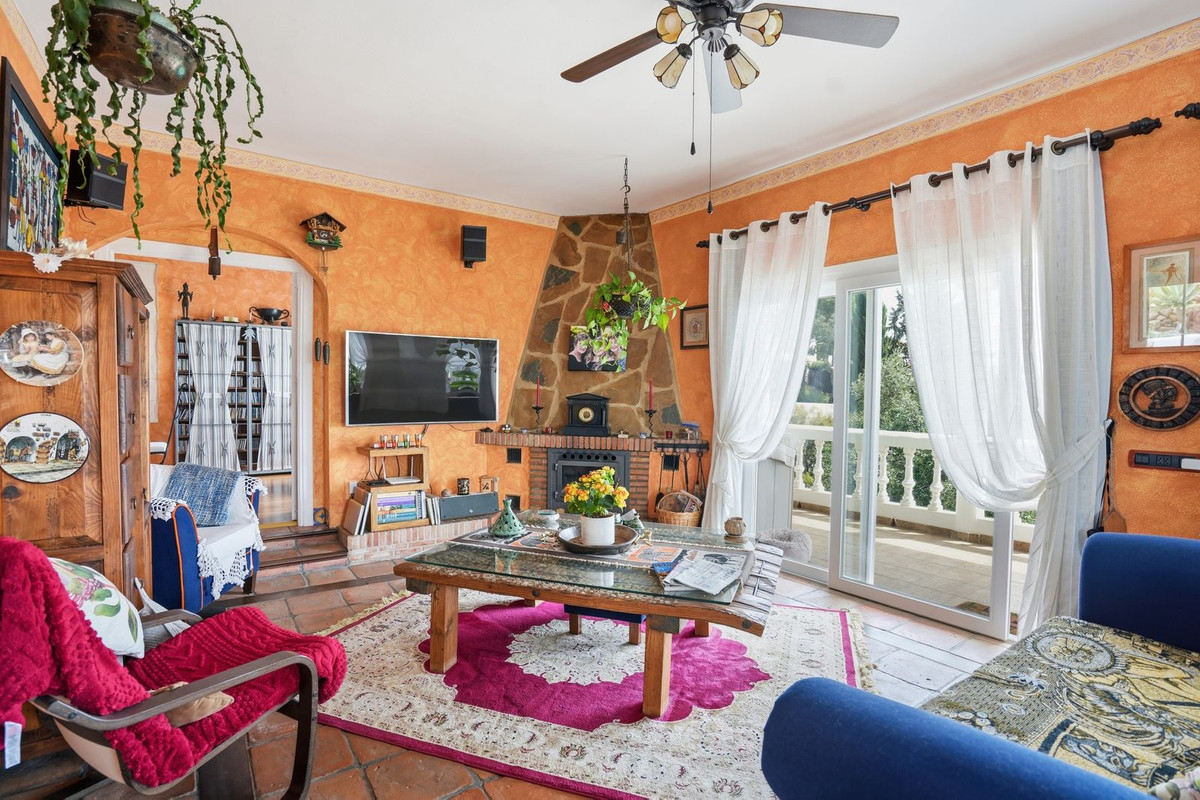 3 bedroom Villas for sale in La Cala de Mijas – R5342266