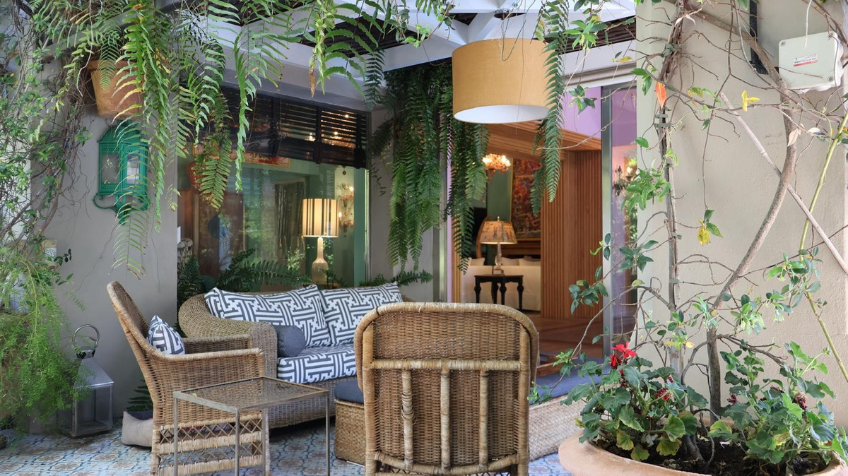 5 bedroom Villas for sale in Milla de Oro – R4742287