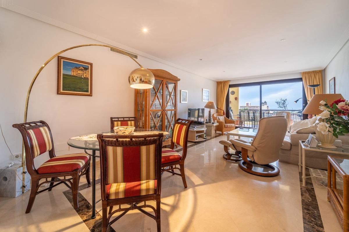 Apartamentos de 3 dormitorios en venta en Los Arqueros – R5306491