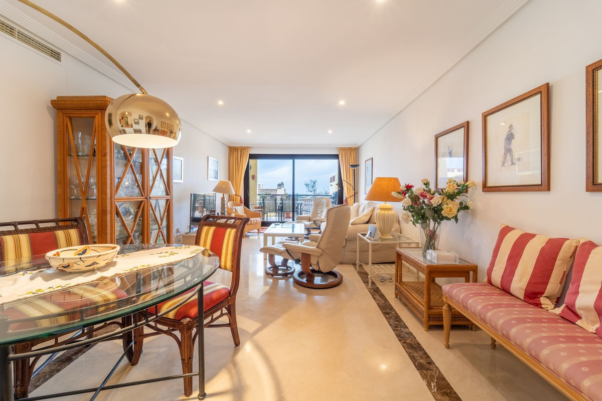 Apartamentos de 3 dormitorios en venta en Los Arqueros – R5306491