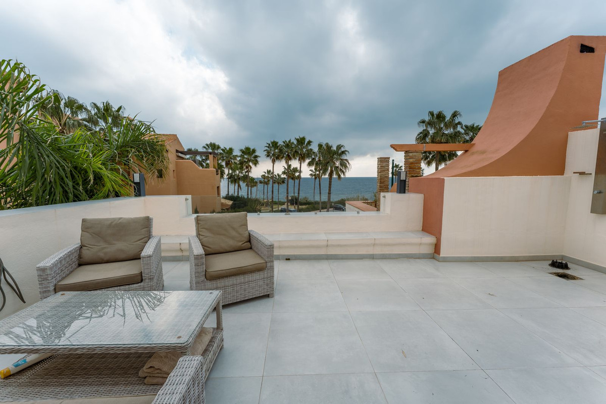 Adosados de 4 dormitorios en venta en Nueva Milla de Oro – R5318824