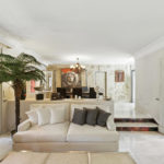 10 bedroom Villas for sale in Marbella – R5133331