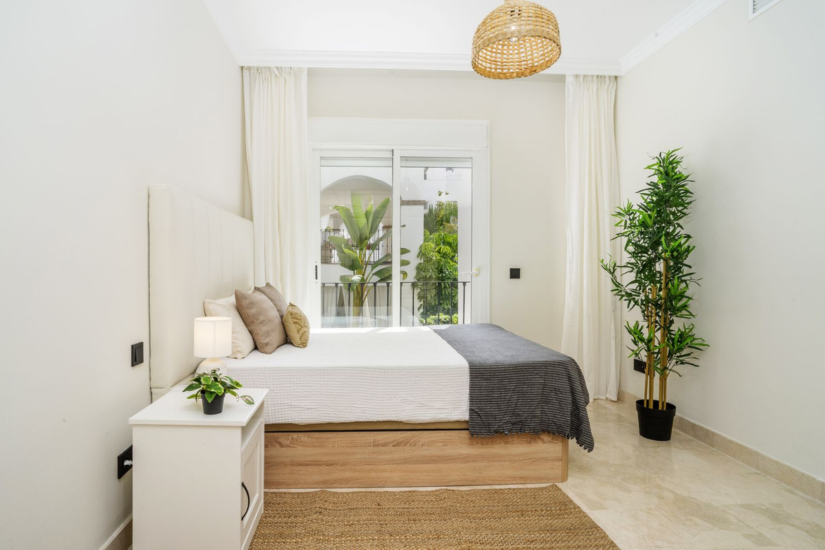 3 bedroom Apartments for sale in Marbella – R5153677