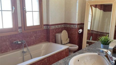 3 bedroom Semi-detached for sale in Calahonda – R5343700