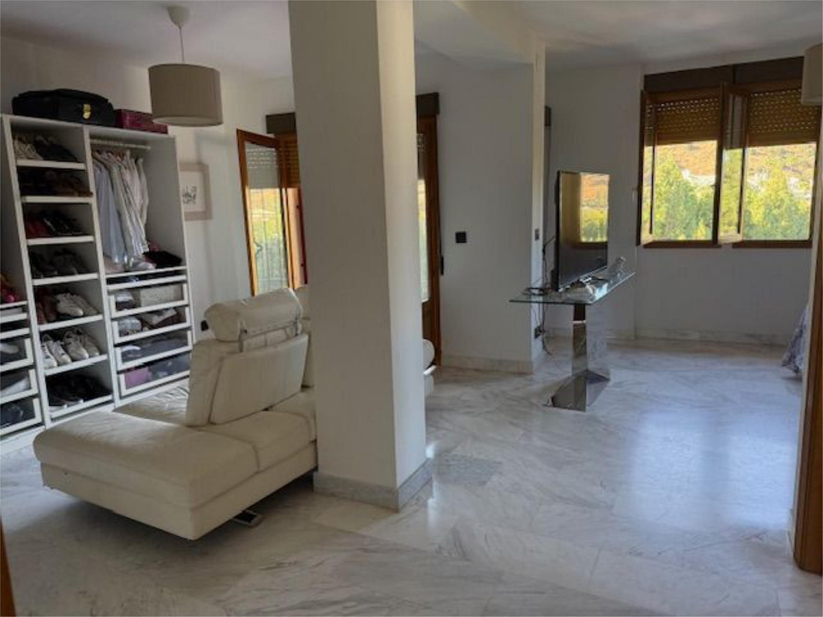 3 bedroom Semi-detached for sale in Calahonda – R5343700