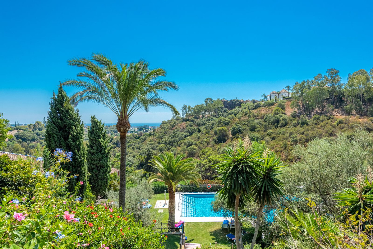 2 bedroom Penthouses for sale in Los Arqueros – R5258635