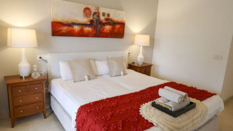 2 bedroom Apartments for sale in Los Arqueros – R5354227