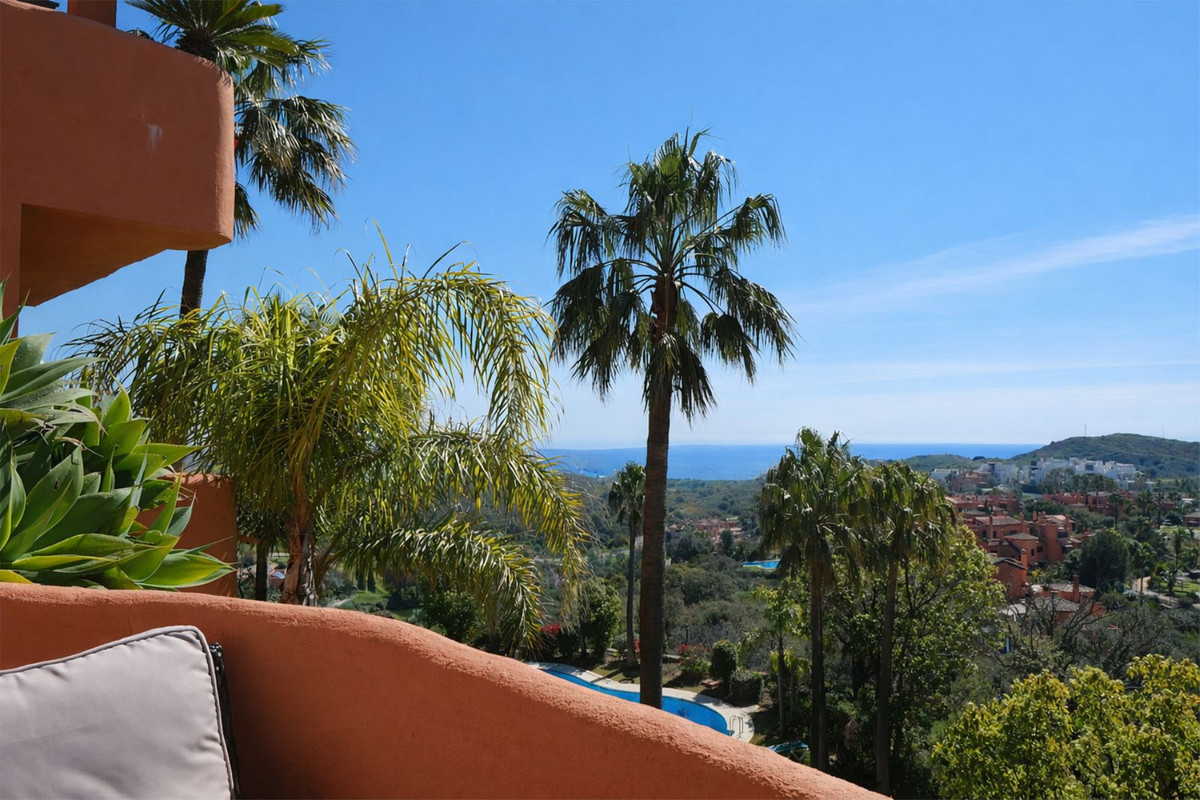 2 bedroom Apartments for sale in La Mairena – R5343619