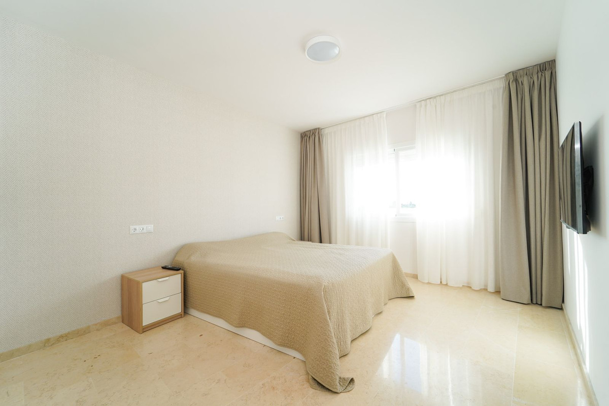 Aticos de 2 dormitorios en venta en Elviria – R5264863 Aticos de 2 dormitorios en venta en Elviria – R5264863