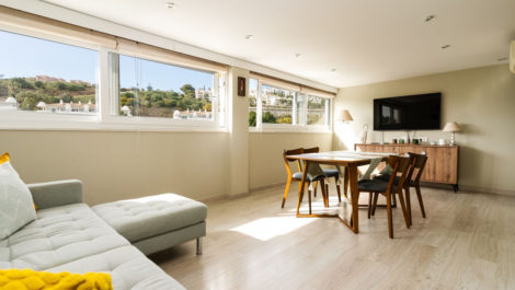 4 bedroom Townhouses for sale in Calahonda – R5341957