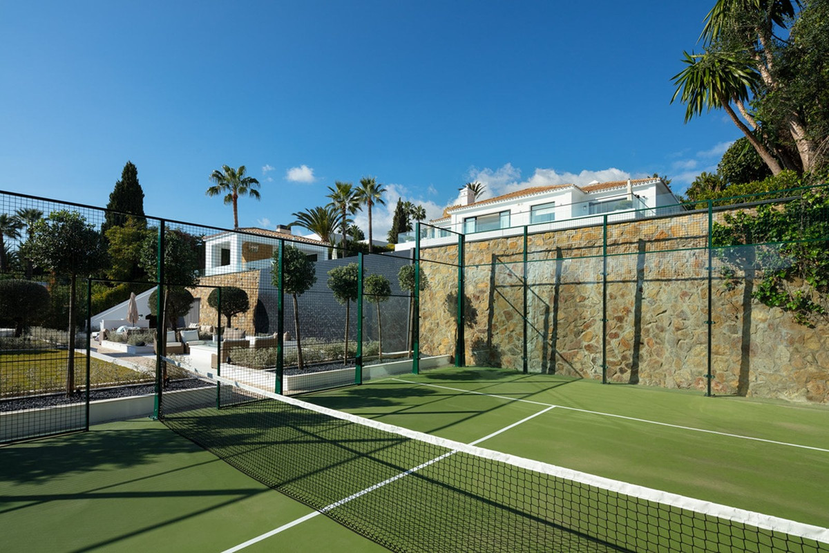 5 bedroom Villas for sale in Marbella – R5148595 5 bedroom Villas for sale in Marbella – R5148595