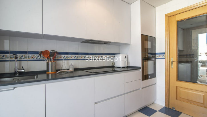 Apartamentos de 3 dormitorios en venta en Selwo – R5344054 en 