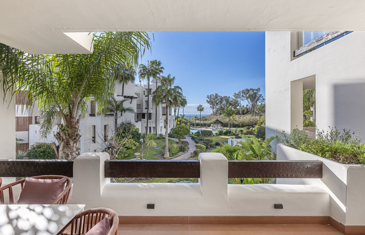 3 bedroom Apartments for sale in Nueva Milla de Oro – R5361238