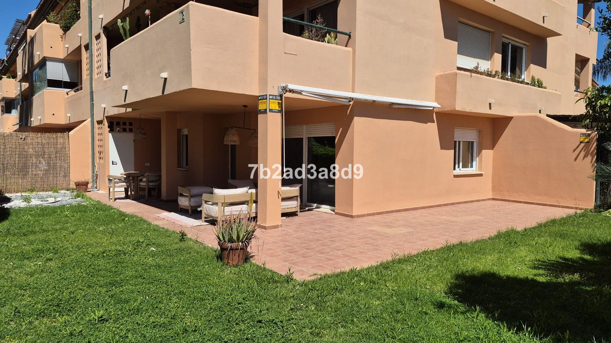 2 bedroom Apartments for sale in El Rosario – R5359453