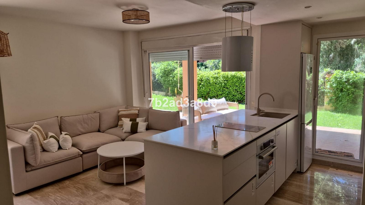 2 bedroom Apartments for sale in El Rosario – R5359453